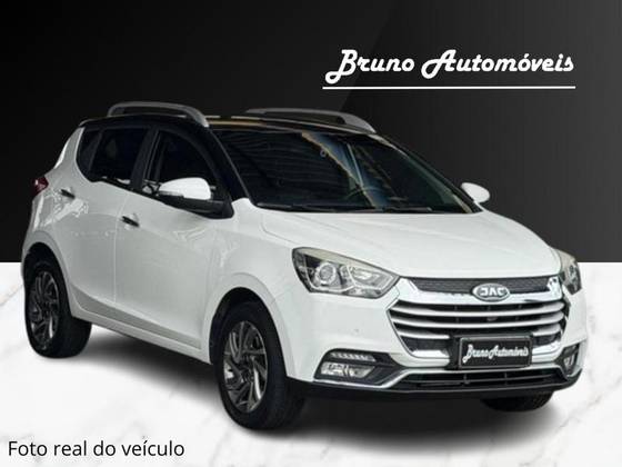 JAC T40 1.6 16V GASOLINA 4P CVT JAC T40 1.6 16V GASOLINA 4P CVT